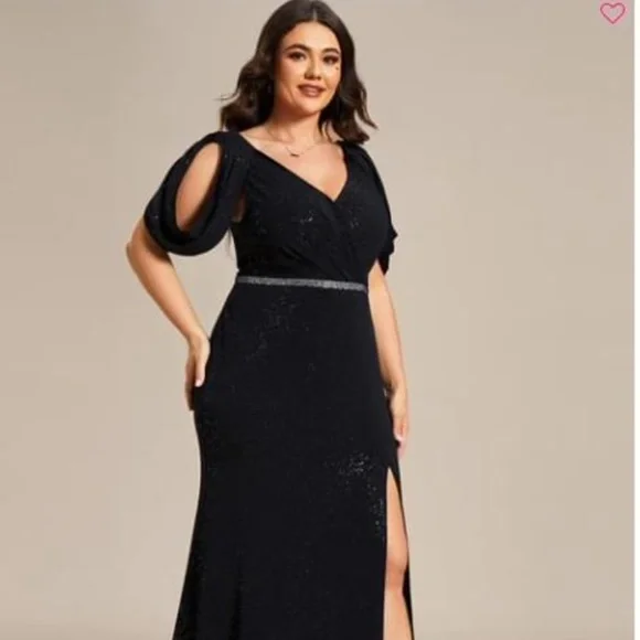 green emerald velvet dress Amazon.com: Ever-Pretty Women's Summer Plus Size Formal Dresses V Neck  Applique Evening Gowns Mother of The Bride Dress for Curvy Women Black US14  : Clothing, Shoes & Jewelry